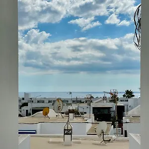 Cozy And Sunny Over The Rooftops , Puerto del Carmen (Lanzarote) España